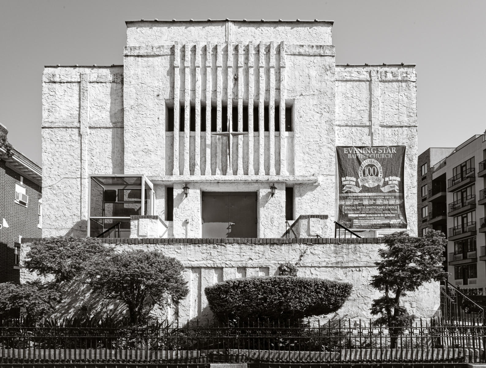 gates avenue, no. 265 : (re)collecting brooklyn : paula berg photography