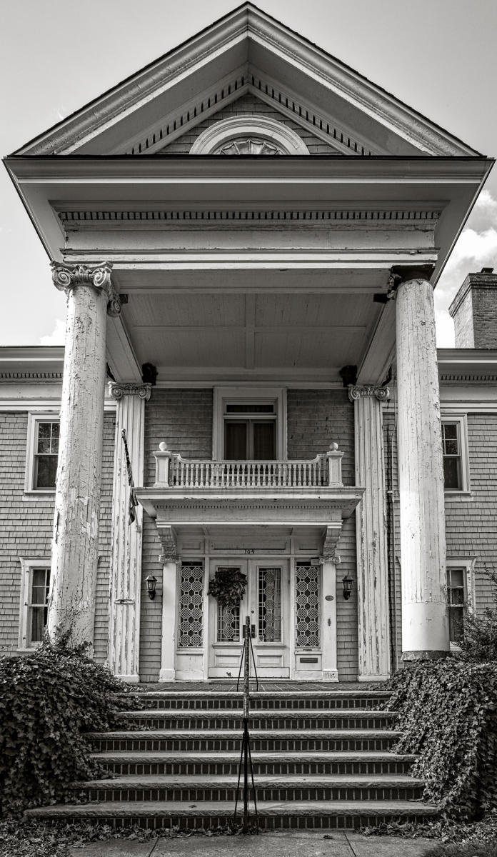 buckingham road, no. 104 : (re)collecting brooklyn : paula berg photography