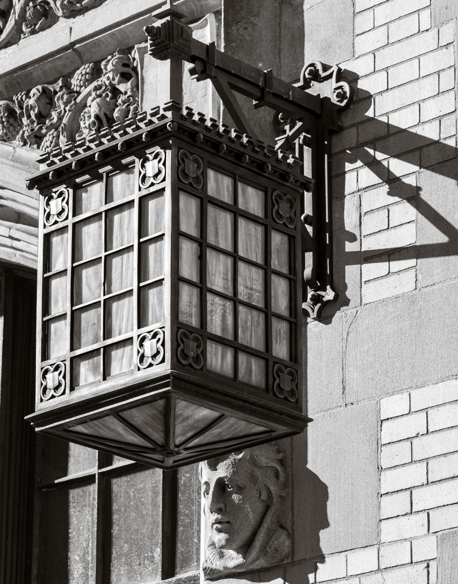 flatbush avenue, no. 911 (erasmus high school) : (re)collecting brooklyn : paula berg photography