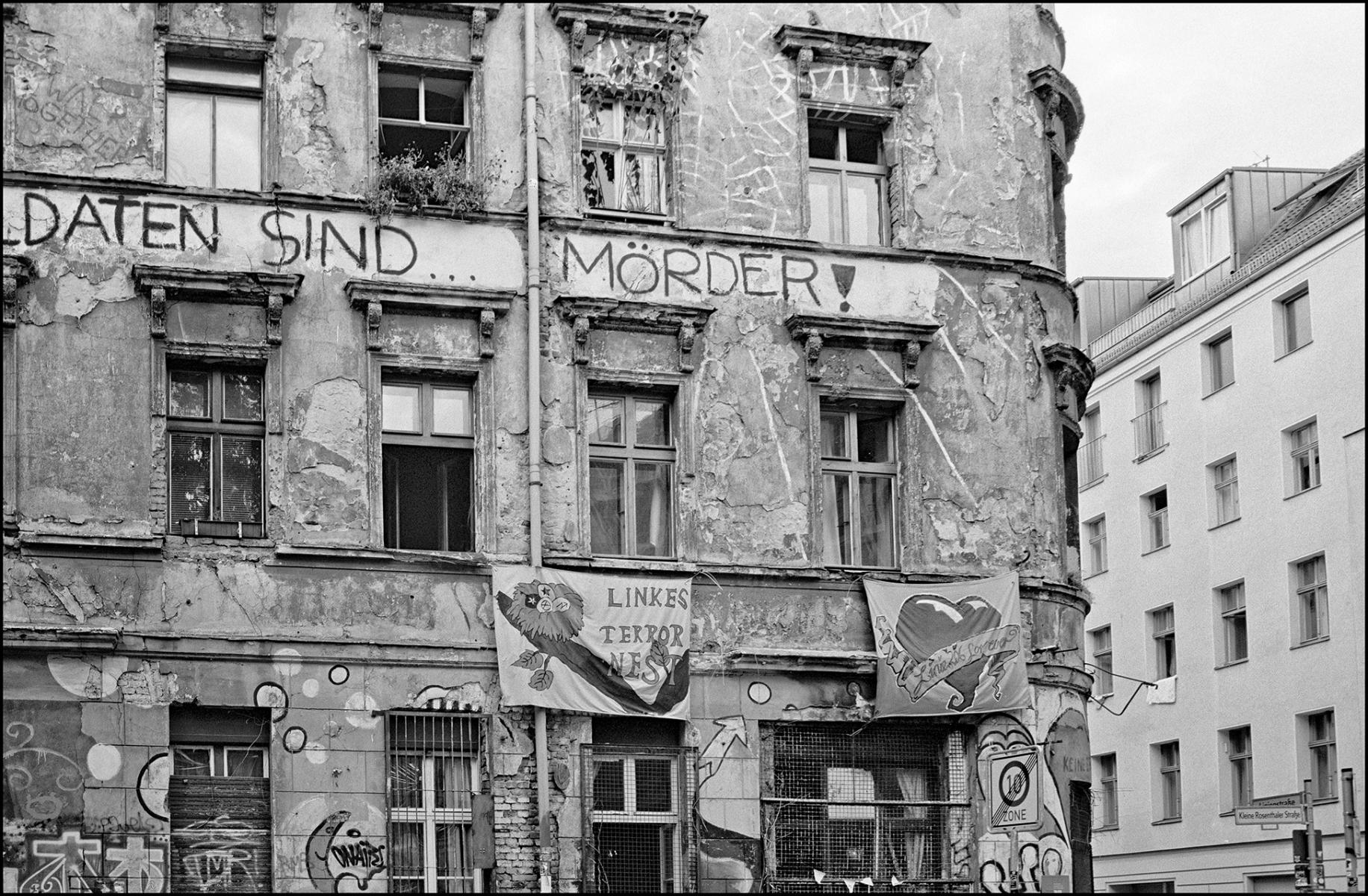 squat house, 2011 : berlin  : paula berg photography