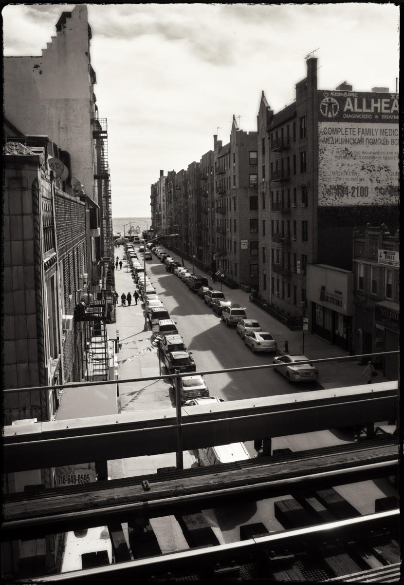 brighton 6th street station : (re)collecting brooklyn : paula berg photography