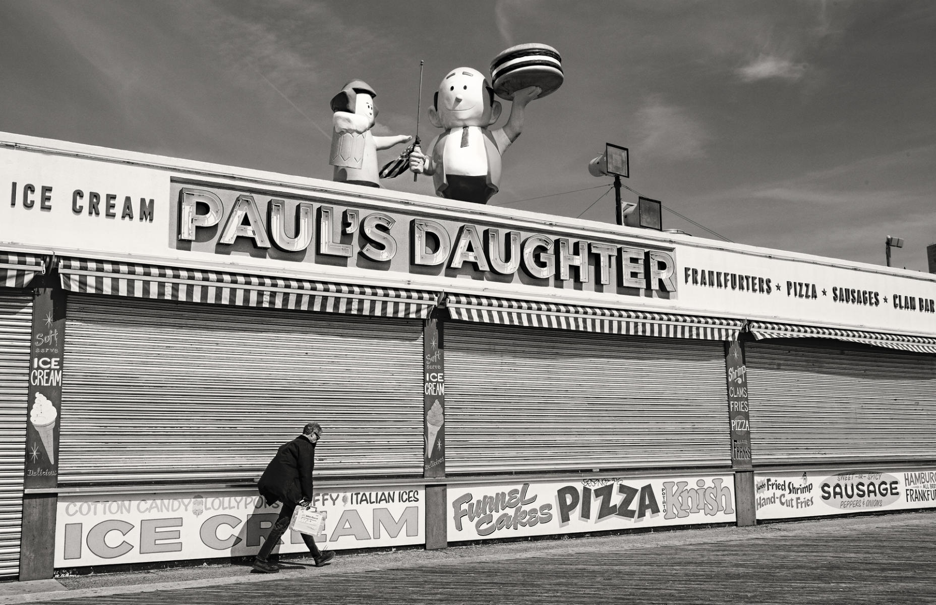 riegelmann boardwalk, no. 1001 : (re)collecting brooklyn : paula berg photography